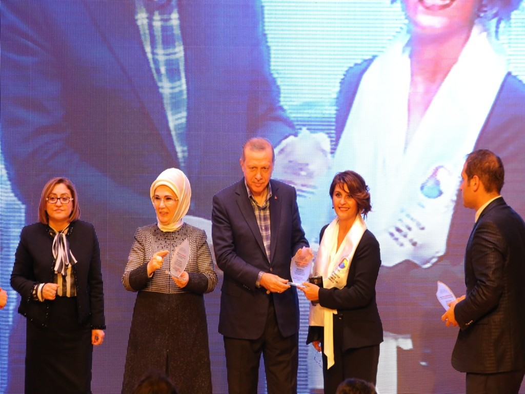 Gelin Etmeyin Okula Gönderin